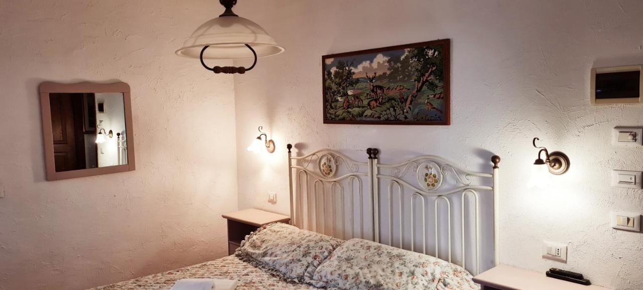 Hotel Il Casolare 노에라 외부 사진