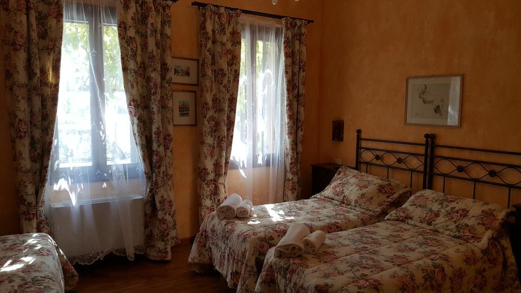 Hotel Il Casolare 노에라 외부 사진